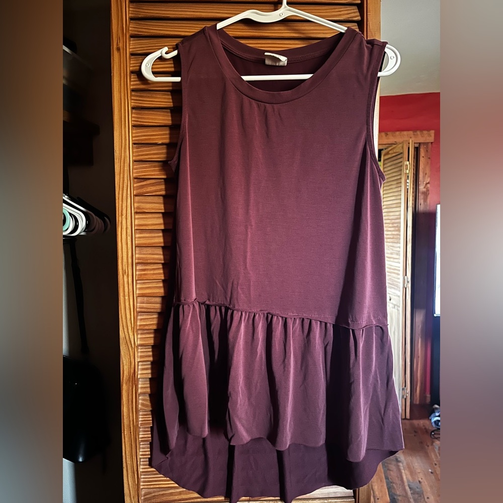 Sleeveless Burgundy Top